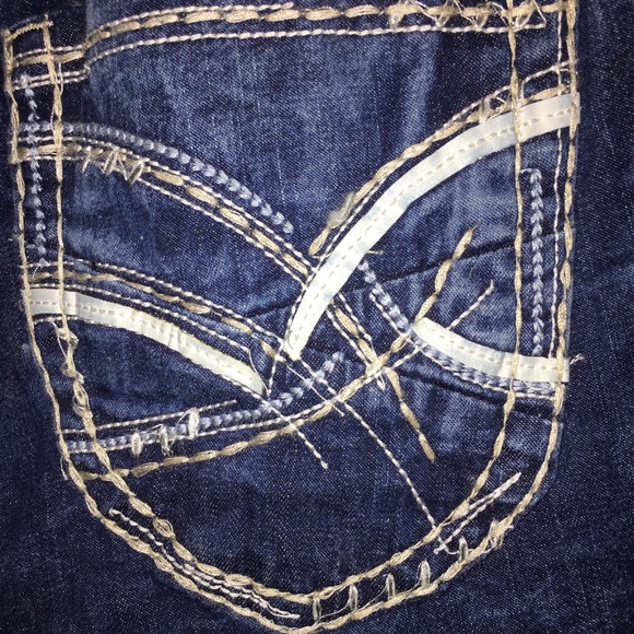 Stone washed denim shorts - Picture 5 of 5